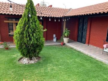 SE VENDE casa en Lomas de Santa Rita