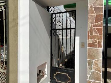 Se vende casa cerca de la T1