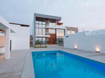 Se Vende Casa Cerca del Mar en Santa Marianita Manta