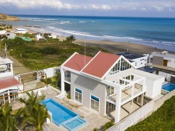 Se Vende Casa Cerca del Mar en Santa Marianita Manta