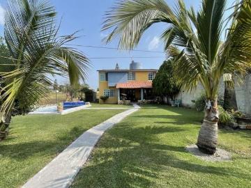 SE VENDE CASA COL ALBERCA 450m2 TERRENO 4 RECAMARAS