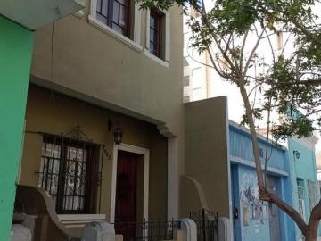 Se Vende Casa Como Terreno Buena Ubicacion Breña