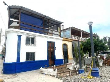 SE VENDE CASA COMERCIAL IDEAL PARA NEGOCIO CON VISTA AL MAR EN CHUCUITO