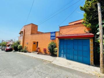 VENTA CASA ALBERCA TETELA CUERNAVACA 301 MTS