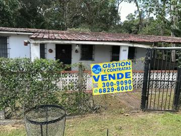 Se vende casa con amplio terreno en arraijan | 2 recámaras por 210000.00 en Cerro Silvestre
