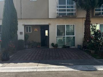 Casa en Residencial Parque La Gloria, Querétaro