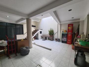 SE VENDE CASA CON LOCALES COMERCIALES EN GUSTAVO A. MADERO CDMX