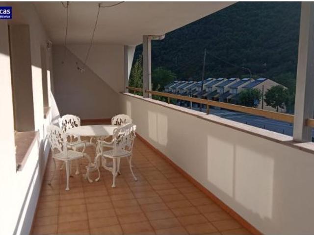 ? SE VENDE CASA CON PARCELA EN MATARROSA ?