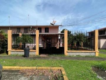 Se Vende Casa Dúplex en Cristobal, Ciudad de Colón