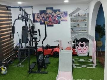Se vende casa de dos pisos | 4 Dormitorios por 130000. 00 en Lo Prado