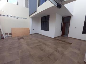 SE VENDE CASA DE ENTRENO EN BOULEVARD PARK PLAZA, PIURA