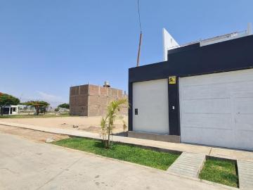 Se Vende Casa De Estreno En Urb La Florida De Ica