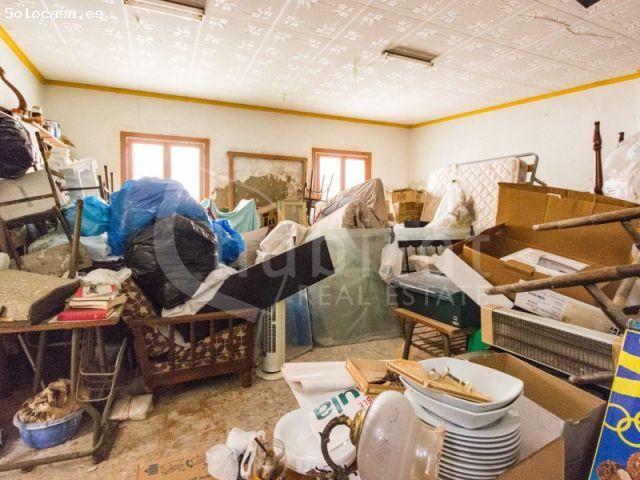 Se vende casa de pueblo en planta baja, ubicada en avenida principal de Los