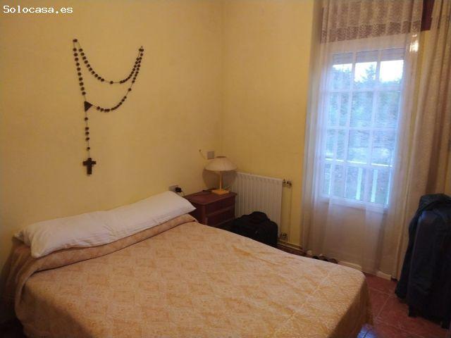 SE VENDE CASA DE PIEDRA TRADICIONAL GALLEGA CON FINCA 2.700M2 EN O CORGO
