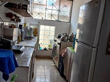 Se vende casa de pisos en Urb Villareal