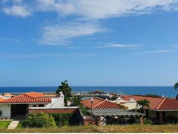 Se vende casa de playa con vista al mar en san carlos, panamá oeste