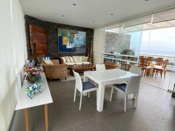 Se Vende Casa de Playa de 4 Pisos en El Club Playa del Golf en Asia