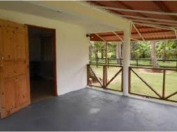 Se vende casa de playa en Costa Arriba, Playa Dorada, Colón
