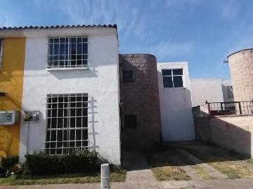 Se Vende Casa de Recuperación Bancaria en C. Santa Clara, Col. Hda. Sta. Clara, Lerma EdoMex
