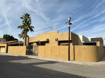 SE VENDE CASA DE UNA PLANTA EN ESQUINA EN FRACCIONAMIENTO CHAPULTEPEC, LOS PINOS