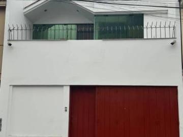 SE VENDE CASA DE 126 M2 EN LOS OLIVOS