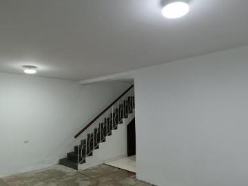 Se vende Casa de 2 pisos en Ayacucho centro Histórico