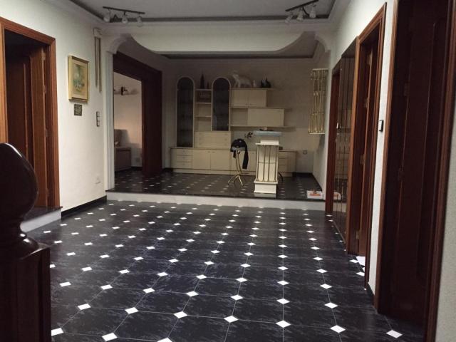 SE VENDE CASA DE 2 PLANTAS EN TOTANA