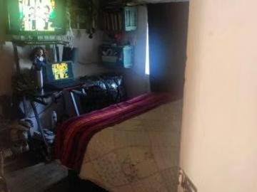 Se Vende casa de 2do piso c/depto. Interior | 4 Dormitorios por 56000. 00 en El Bosque