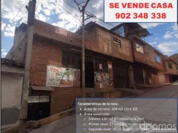 SE VENDE CASA DE 3 PISOS UBICADA EN URB. SAN MIGUEL INDEPENDENCIA