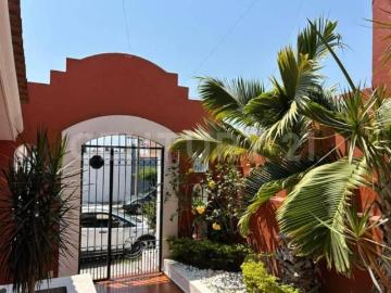 Se vende casa de 3 recamaras en Lomas de Circunvalación
