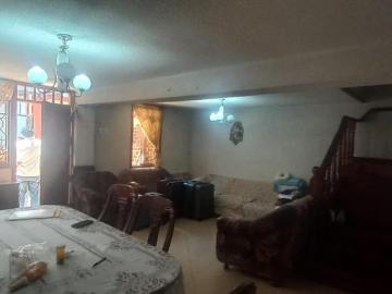 Se Vende Casa De 4 Pisos En La Urb Leoncio Prado, Rimac