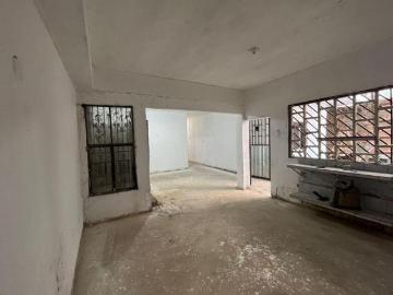 SE VENDE CASA DE 5 DORMITORIOS!