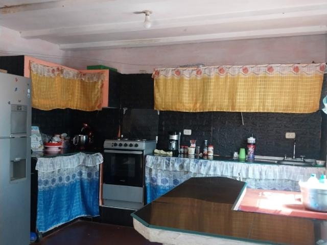 SE VENDE CASA DOS NIVELES SECTOR LAS DELICIAS VE45 271SLD SCAP/MCED