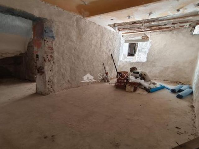 SE VENDE CASA EN MONFORTE DEL CID PARA REFORMAR