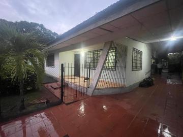 Se vende casa en Aguadulce