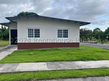 se vende casa en Bugaba ENTREGA INMEDIATA