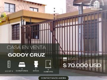 Se vende Casa en Barrio Fuchs, Godoy Cruz – Ubicación Privilegiada