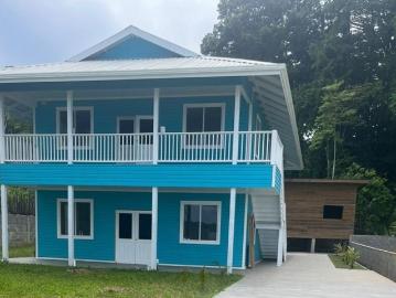 Se vende casa en Bocas del Toro