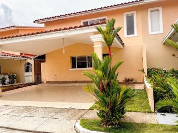 SE VENDE CASA EN BRISAS DEL GOLF | VILLA TIVOLI IP