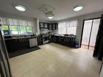 Se Vende Casa en Brisas Del Golf YDU | 3 recámaras por 325000.00 en Brisas del Golf