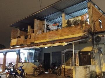 Se vende casa en cdla. Los Naranjos Pasaje
