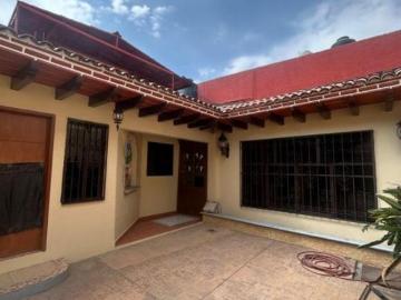 Se vende casa en colonia Antonio Barona