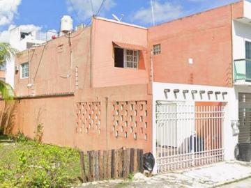 SE VENDE CASA EN COLONIA SUPERMANZANA CANCUN QUINTANA ROO