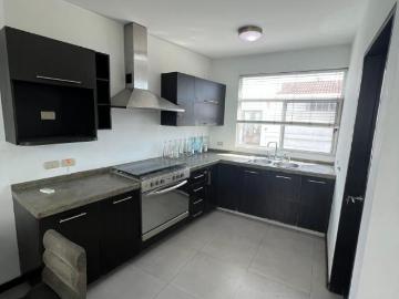 Se vende casa en Colinas del Valle, Monterrey, N.L
