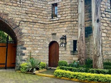 SE VENDE CASA EN CONDOMINIO, 4 RECÁMARAS, CHIMALISTAC, VITO ALESSIO ROBLES