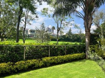 Se vende casa en condominio en Lomas Country