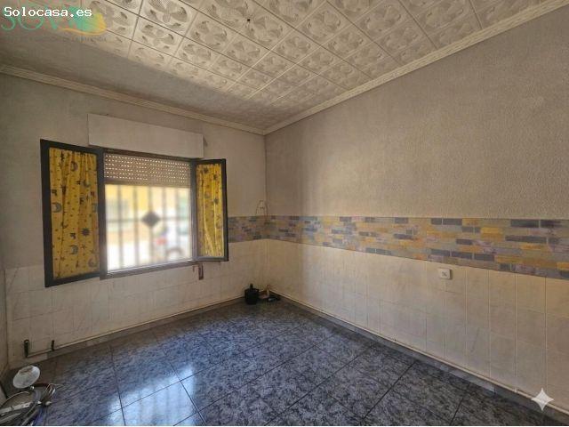 SE VENDE CASA EN EL BARRIO DE LAS HORCAS NOVELDA ALICANTE