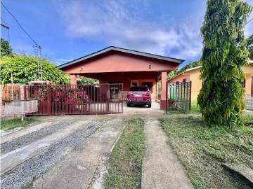 Se vende casa en El Carate, Las Tablas