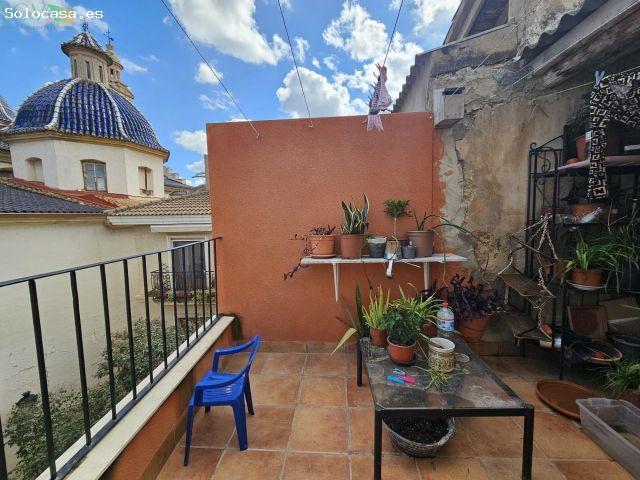 SE VENDE CASA EN EL CENTRO DE NOVELDA ALICANTE