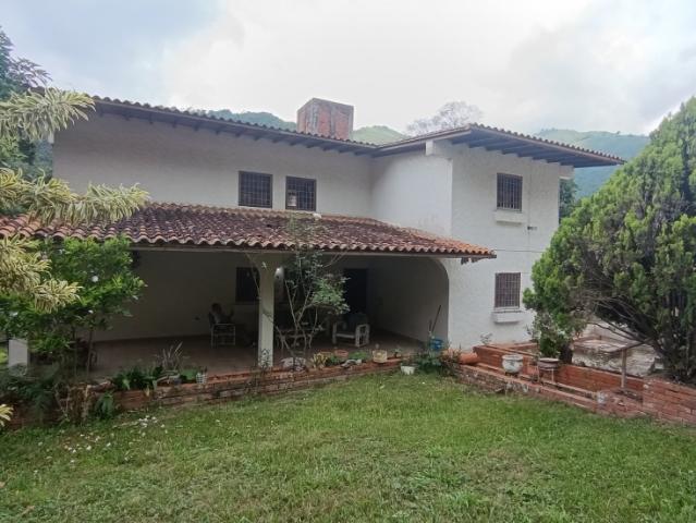SE VENDE CASA EN EL HATICO. VE22 111SHA ACEG